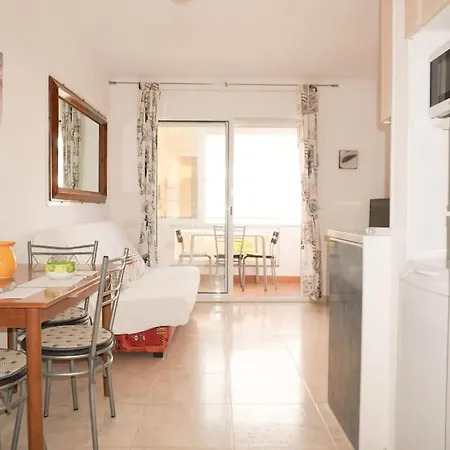 Marina Dreams Apartment